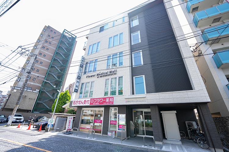 5.エレベーターで4階にお越しください