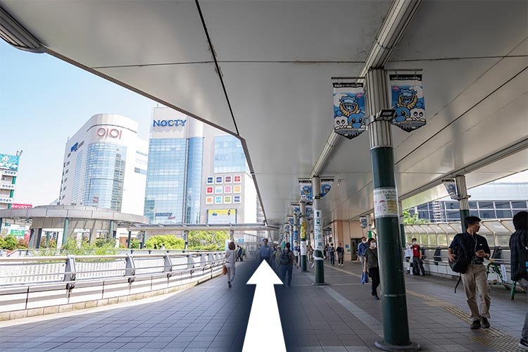 2.丸井、ノクティを左手に見ながら直進します